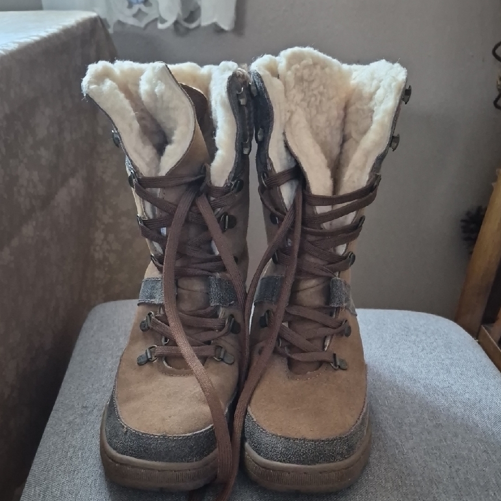 BearPaw Tan and Gray Winter Boots